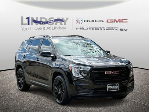 Certified 2023 GMC Terrain SLE w/ Driver Convenience Package AWD/4WD image 1