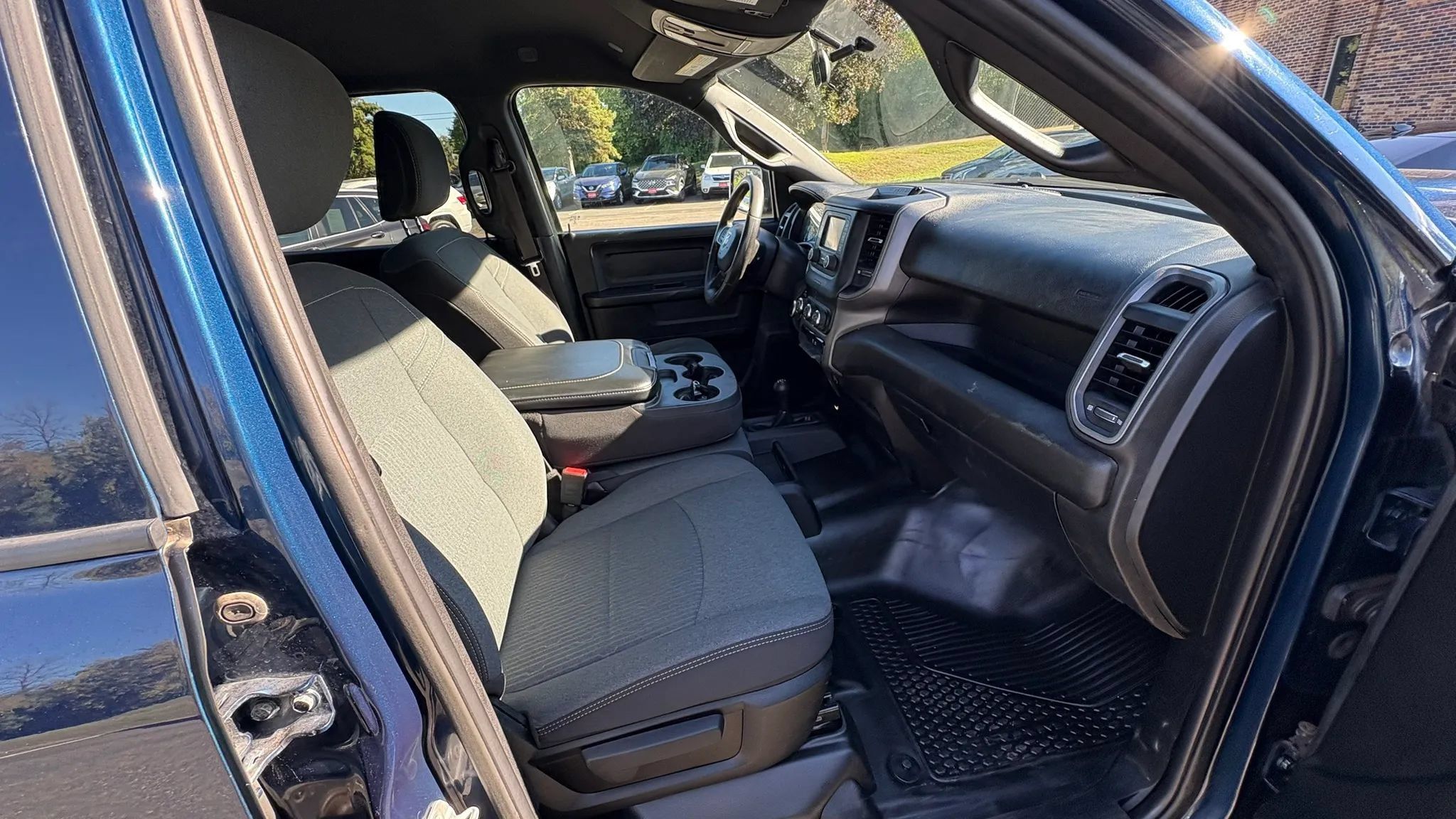 Used 2022 RAM 2500 Tradesman w/ Protection Group AWD/4WD image 29