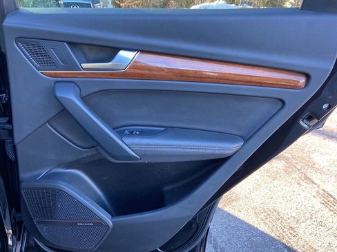 Used 2023 Audi Q5 2.0T Premium Plus w/ Premium Plus Package image 28