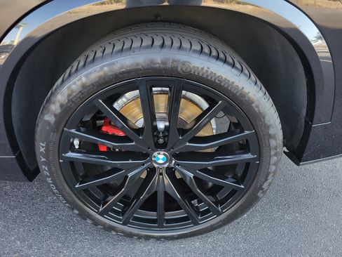 Used 2022 BMW X5 M50i w/ Executive Package image 36