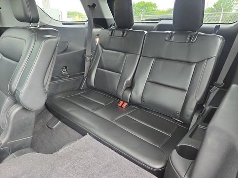 Certified 2023 Ford Explorer XLT w/ Equipment Group 202A AWD/4WD image 28