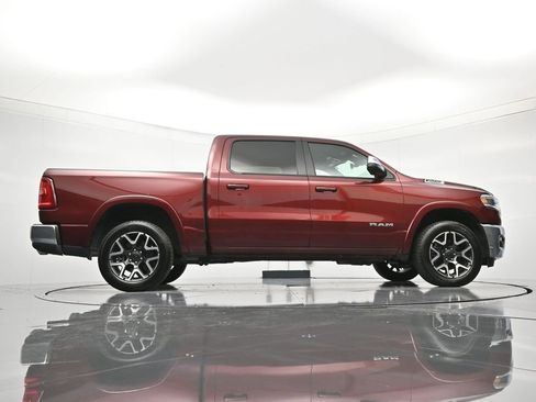 Used 2025 RAM 1500 Laramie AWD/4WD image 39