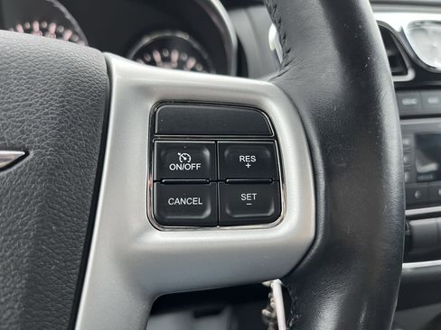 Used 2013 Chrysler 200 Touring w/ S Exterior Appearance Pkg image 22