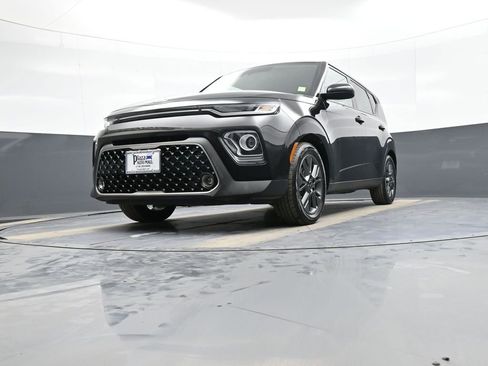 Certified 2020 Kia Soul EX image 25