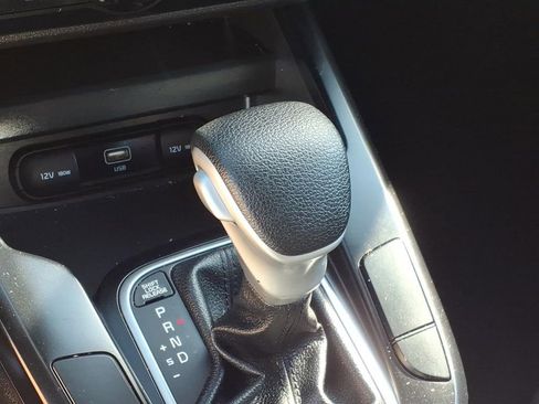 Used 2024 Kia Soul LX w/ Option Group 015 image 17