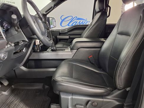 Used 2019 Ford F150 XLT w/ Equipment Group 302A Luxury AWD/4WD image 13