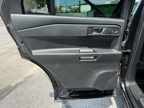 Used 2021 Ford Explorer 4WD Police Interceptor image 12
