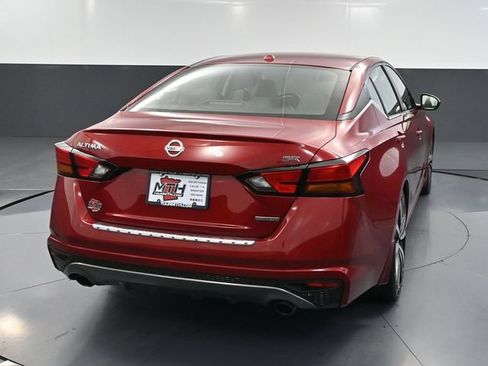 Used 2019 Nissan Altima 2.0 SR FWD image 6