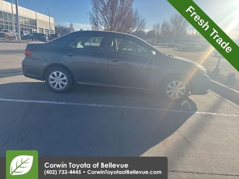 Used 2013 Toyota Corolla L image 2