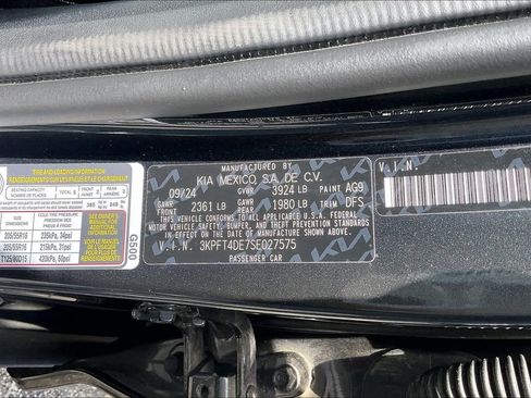 Used 2025 Kia K4 FWD image 37