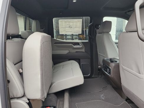 New 2026 GMC Sierra 1500 SLT w/ SLT Premium Plus Package image 44