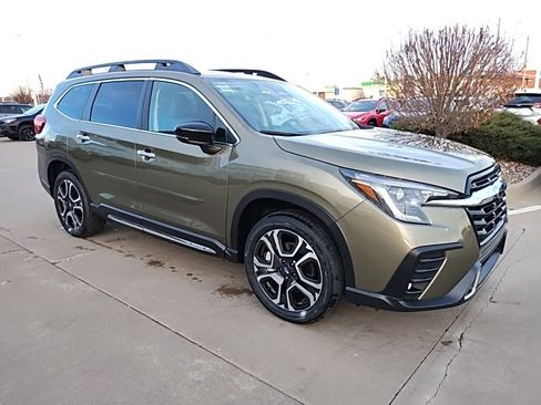 Used 2026 Subaru Ascent Touring image 5