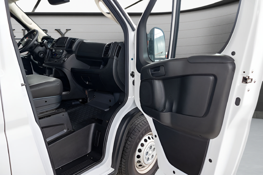 Used 2025 RAM ProMaster 2500 w/ Convenience Group FWD image 34