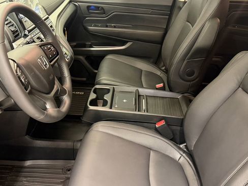 New 2026 Honda Odyssey EX-L image 17