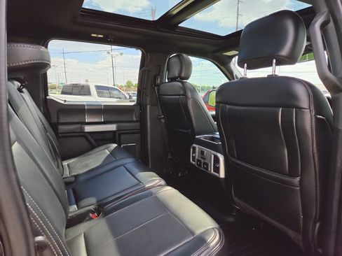 Used 2018 Ford F150 Lariat w/ Equipment Group 502A Luxury AWD/4WD image 34