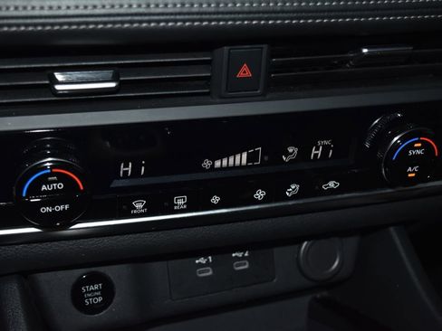 Certified 2025 Nissan Rogue SV image 12