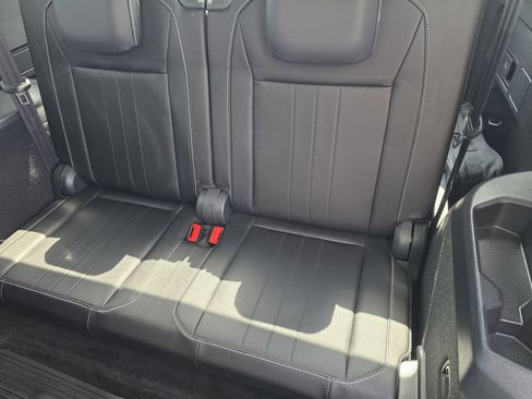 Used 2024 Volkswagen Tiguan SE R-Line FWD image 26