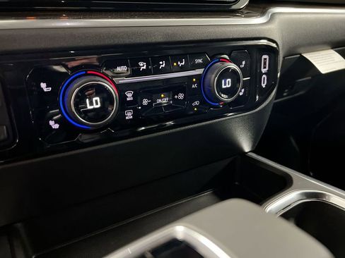 New 2026 Chevrolet Silverado 1500 LT Trail Boss w/ LT Trail Boss Premium Package AWD/4WD image 17