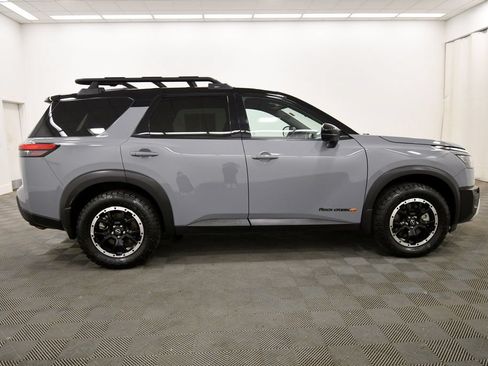 Used 2024 Nissan Pathfinder Rock Creek AWD/4WD image 9