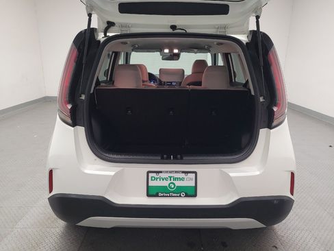 Used 2023 Kia Soul LX w/ LX Technology Package image 29