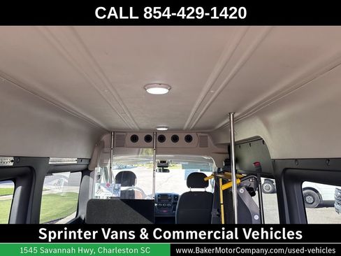 Used 2019 RAM ProMaster 3500 w/ Premium Appearance Group FWD image 22