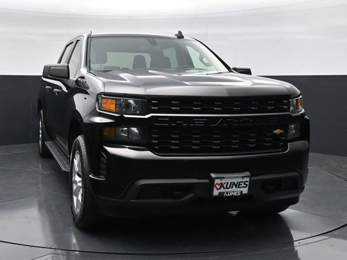 Used 2021 Chevrolet Silverado 1500 Custom AWD/4WD image 4