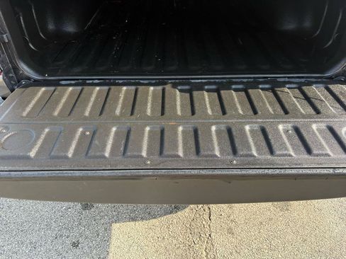 Used 2022 RAM 1500 Big Horn w/ Night Edition AWD/4WD image 14