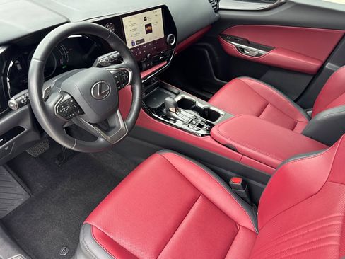 Certified 2025 Lexus NX 350h AWD w/ Accessory Package (2T) image 4