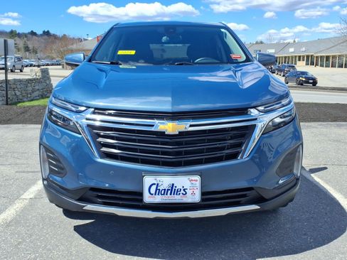 Used 2024 Chevrolet Equinox LT AWD/4WD image 2
