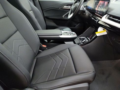 Used 2025 BMW X1 xDrive28i w/ Convenience Package image 25