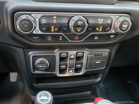 Used 2021 Jeep Gladiator Sport image 22