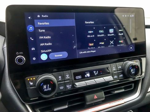 Certified 2026 Toyota Grand Highlander XLE image 17