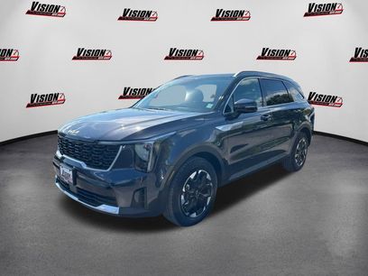 New 2026 Kia Sorento S w/ S Panoramic Sunroof Package