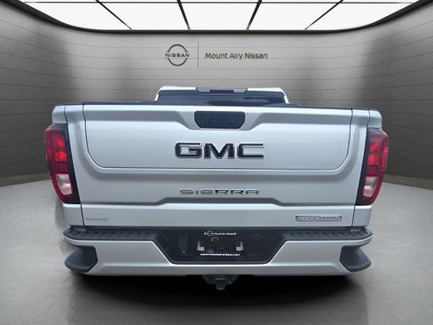 Used 2021 GMC Sierra 1500 Elevation w/ Preferred Package AWD/4WD image 3