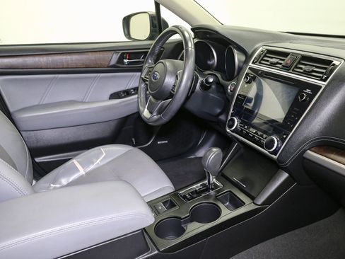 Used 2019 Subaru Outback 2.5i Limited w/ Protection Package #1 image 20