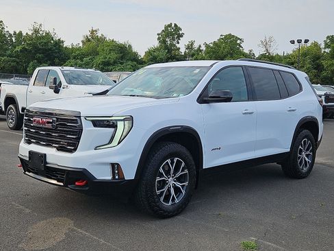 Used 2024 GMC Acadia AT4 w/ Luxury Package AWD/4WD image 3