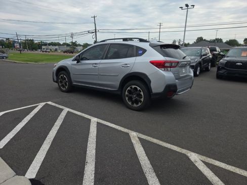 Used 2023 Subaru Crosstrek 2.0i Premium AWD/4WD image 5