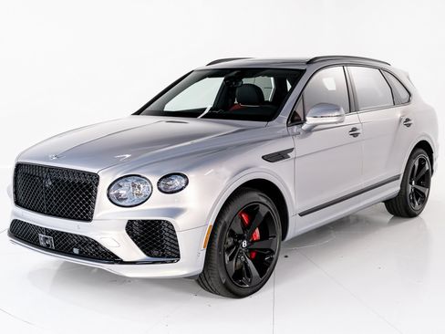 New 2025 Bentley Bentayga image 1