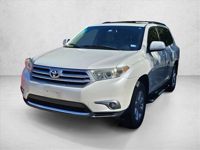 Used 2012 Toyota Highlander SE