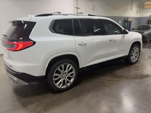 Used 2024 GMC Acadia Denali w/ Super Cruise Package AWD/4WD image 3