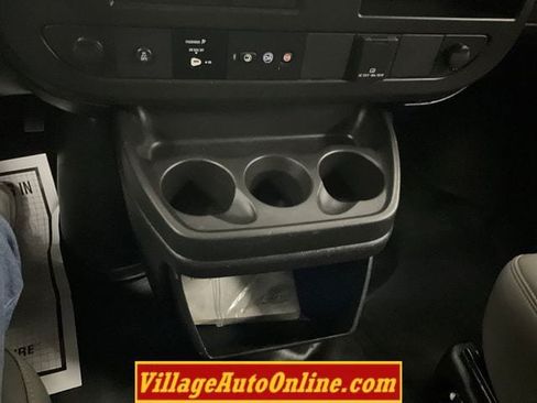 Used 2021 Chevrolet Express 2500 Extended w/ Driver Convenience Package RWD image 17