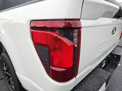 Used 2024 Ford F150 XLT w/ XLT Black Appearance Package RWD image 33