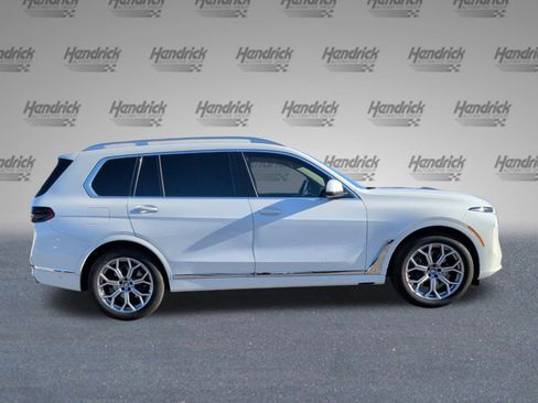 Certified 2023 BMW X7 xDrive40i w/ Premium Package image 7
