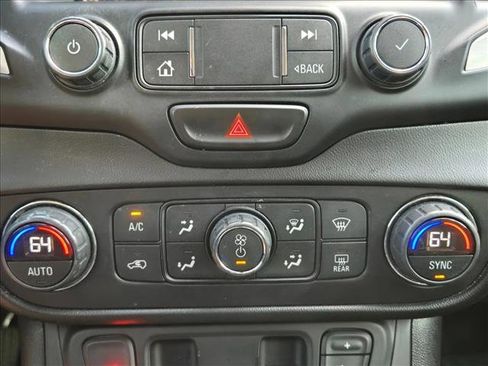 Used 2020 GMC Terrain SLT w/ Preferred Package image 15