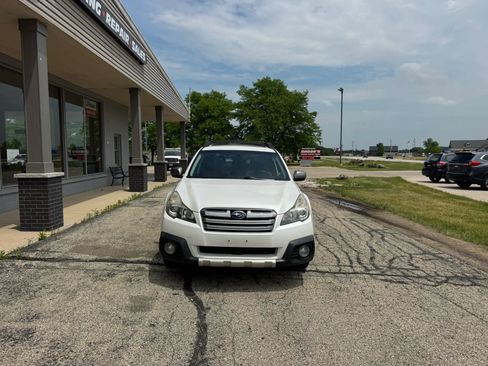 Used 2014 Subaru Outback 2.5i Limited AWD/4WD image 8