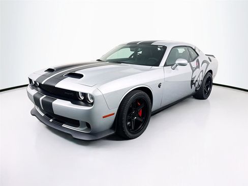 Used 2023 Dodge Challenger SRT Hellcat w/ Driver Convenience Group image 1