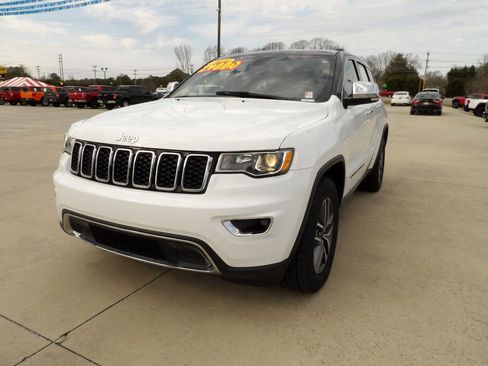 Used 2021 Jeep Grand Cherokee Limited image 35