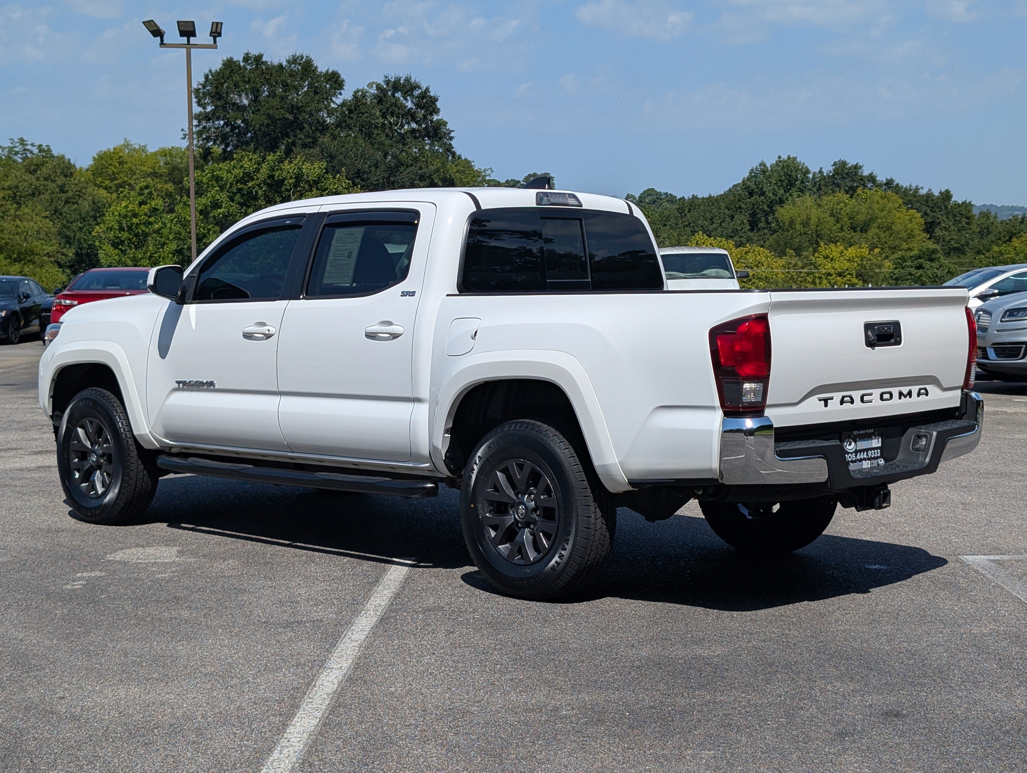 Used 2021 Toyota Tacoma SR5 RWD image 7