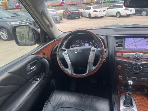 Used 2015 INFINITI QX80 2WD w/ Deluxe Technology Package image 14