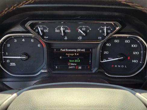 Certified 2022 GMC Sierra 1500 AT4 w/ AT4 Premium Package image 19